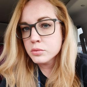 Meet your Posher, Caralyn